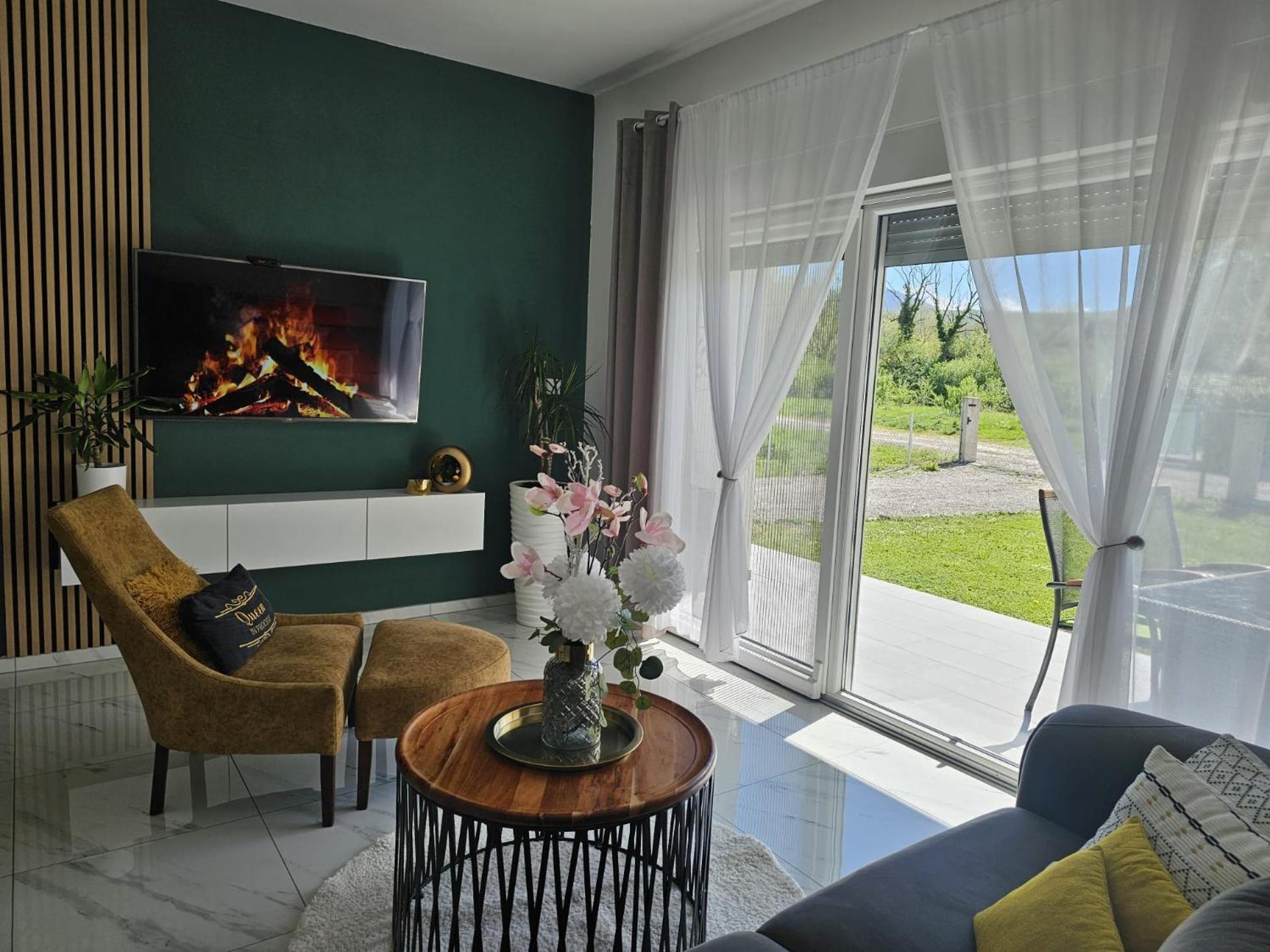 Una Luxury Home Bihać Eksteriør billede